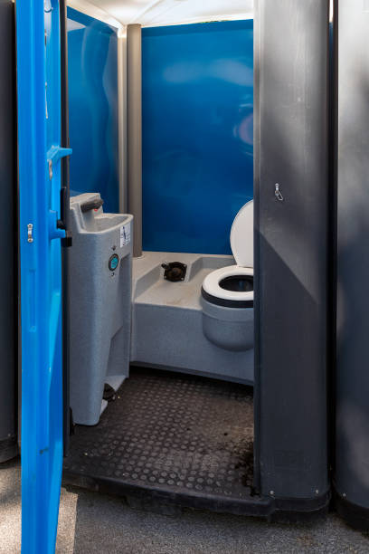 Affordable portable toilet rental in Sturgeon Bay, WI
